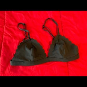 3/$20! Victorias Secret Blk Scallop Unlined
